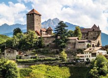 Dorf Tirol Meraner Land Südtirol Italien+ © Frank Krautschick - stock.adobe.com