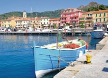 Porto Azzurro Elba Toskana Italien © travelpeter - stock.adobe.com