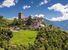 Dorf Tirol Südtirol Italien © Wolfgang Zwanzger-fotolia.com