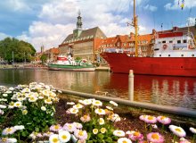 Emden Ems Ostfriesland Niedersachsen Deutschland © EKH-Pictures - stock.adobe.com