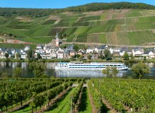 Zell an der Mosel Rheinland-Pfalz Deutschland © charles - stock.adobe.com