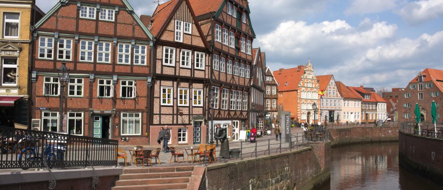 Stade Altes Land Niedersachsen Deutschland © dynamixx-fotolia.com